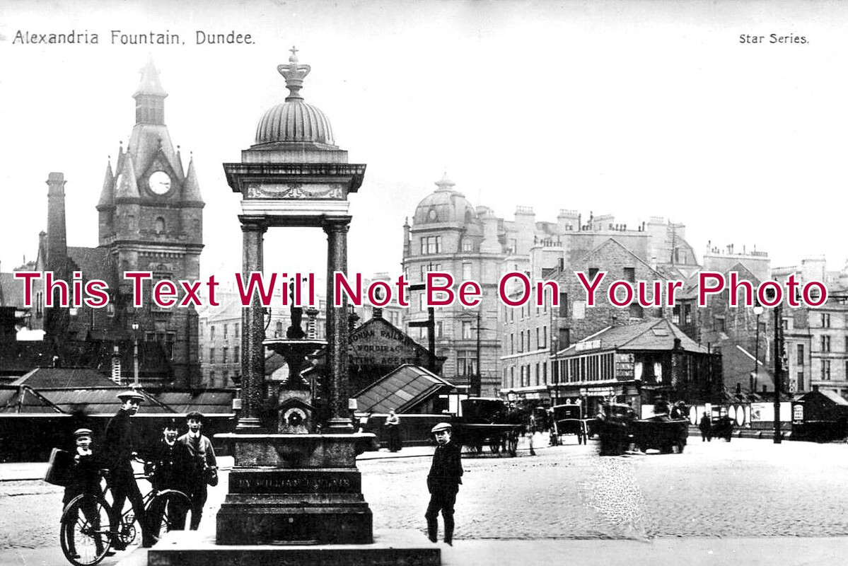 SC 3883 - Alexandria Fountain, Dundee, Scotland c1917