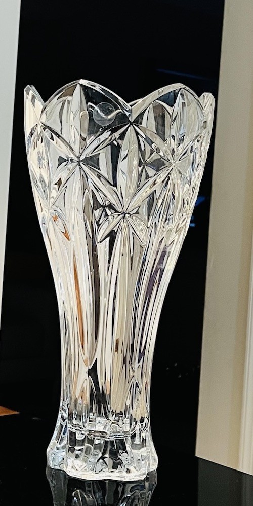 Large VTG Lenox Shooting Star Crystal Hand Cut Heavy Vase Centerpiece 14” Large VTG Lenox Shooting Star Crystal Hand Cut Heavy Vase Centerpiece 14”