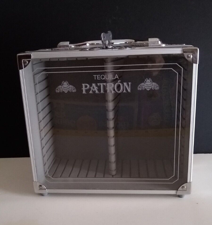PATRON TEQUILA ANEJO CHROME SILVER CASE Removable Divider, Well Made Toggle Lock