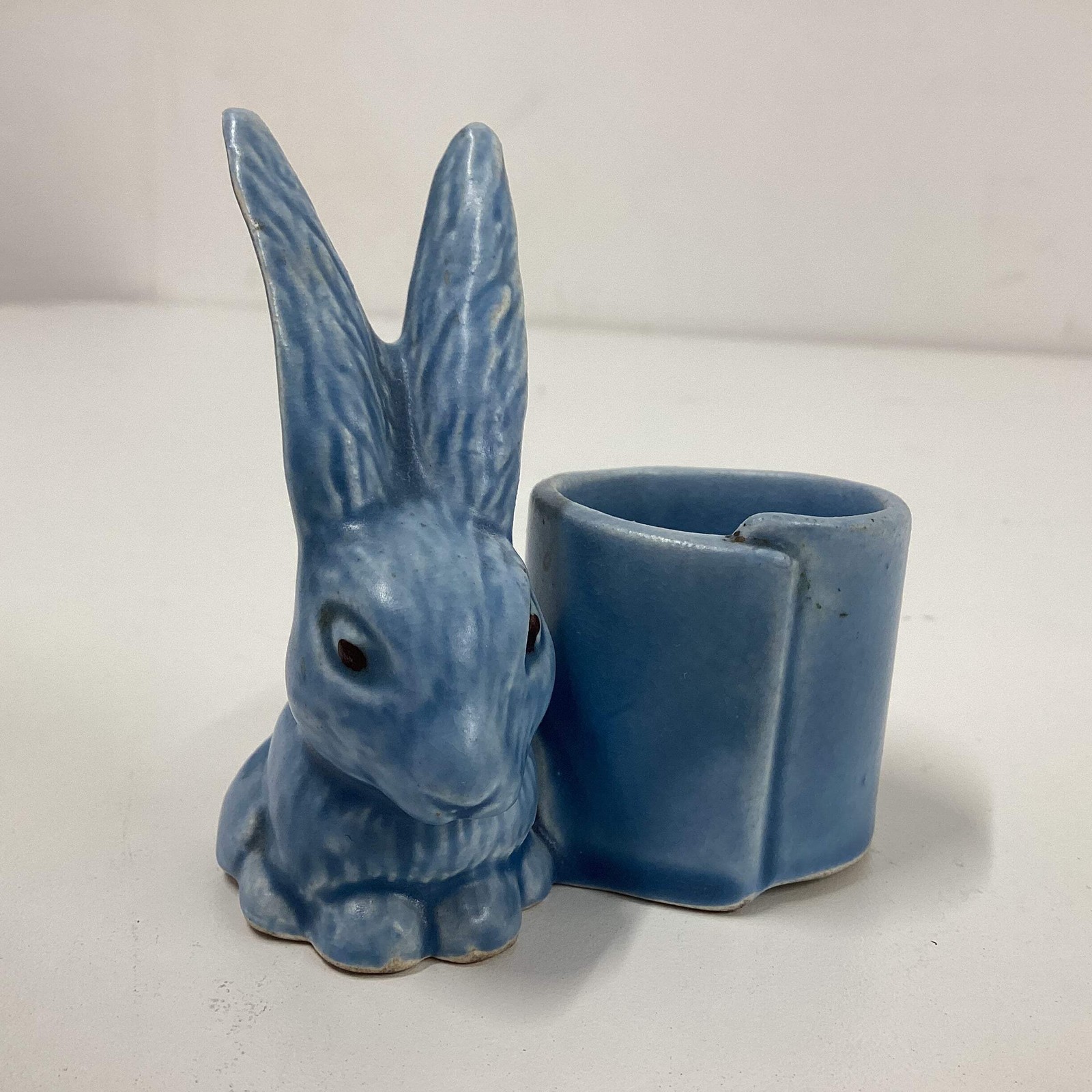 Vintage Sylvac Rabbit Pot