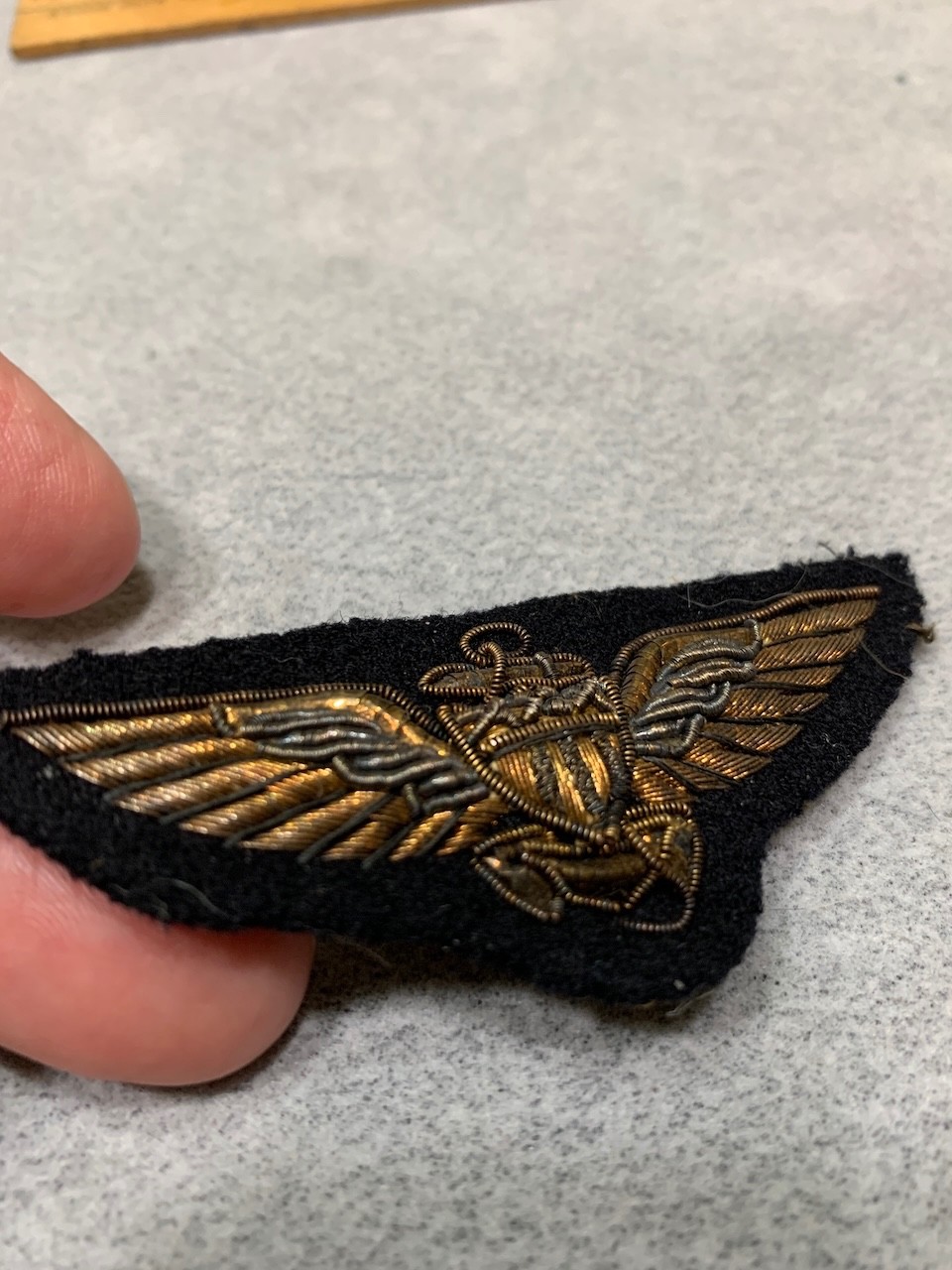 Original 1930's/WWII US Naval Aviator Bullion on Wool Wing, Excellent Condition Original 1930's/WWII US Naval Aviator Bullion on Wool Wing, Excellent Condition