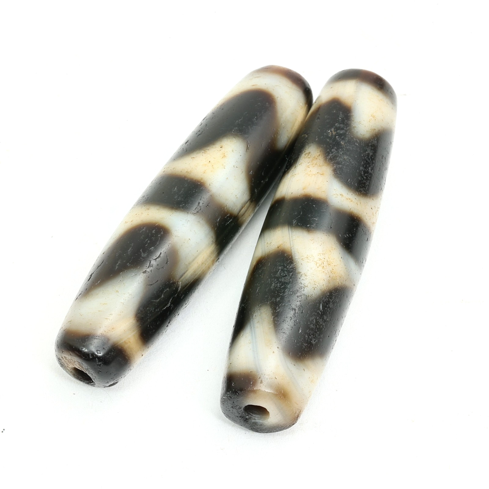 A pair Authentic Tibetan Double Tiger Teeth Huya Dzi Bead Himalayan Agate Amulet A pair Authentic Tibetan Double Tiger Teeth Huya Dzi Bead Himalayan Agate Amulet