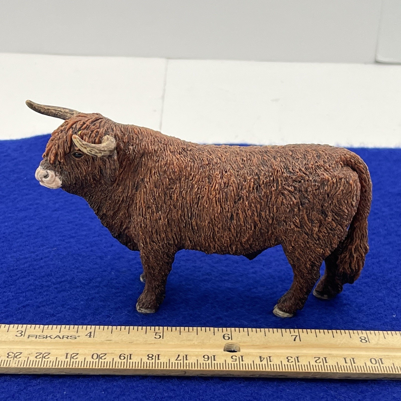 Schleich Farm World Realistic HIGHLAND BULL COW Figure Animal Figurine