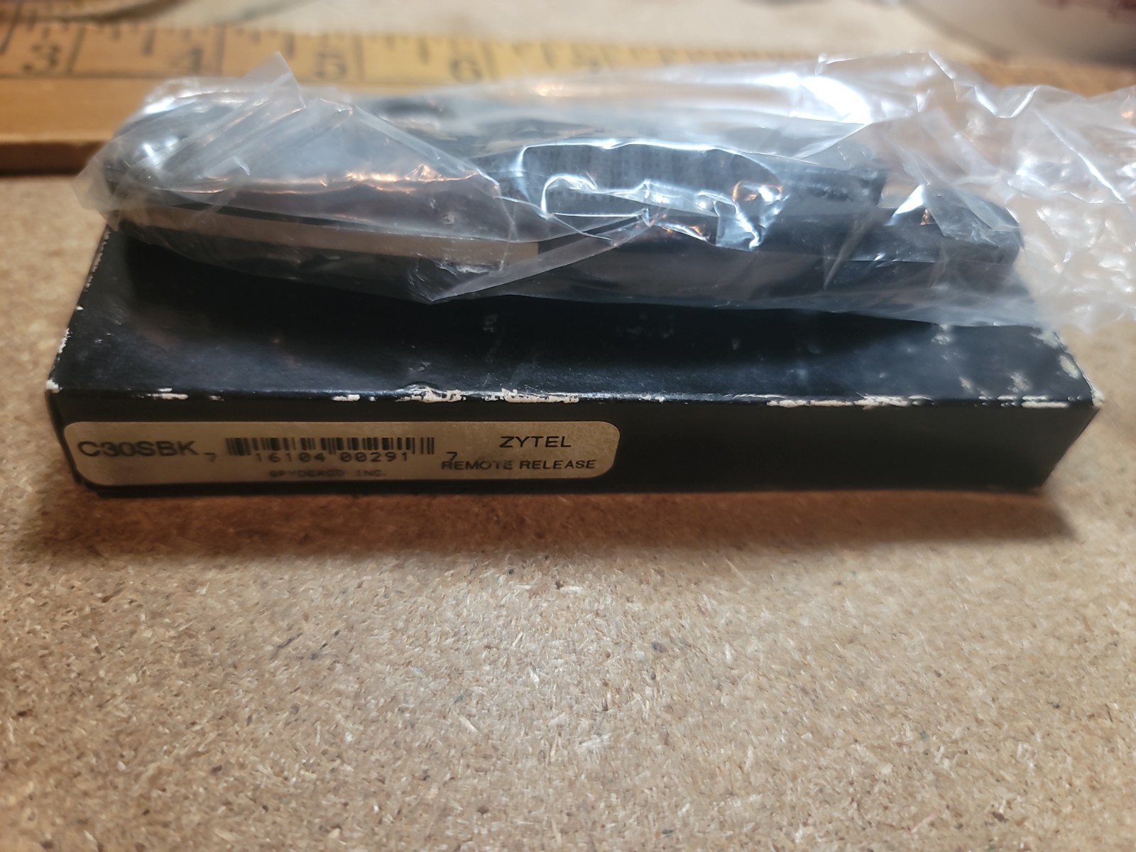Spyderco C30SBK Folding Knife Japan NOS Spyderco C30SBK Folding Knife Japan NOS