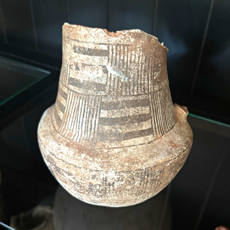 Prehistoric Anasazi Choco jug Prehistoric Anasazi Choco jug