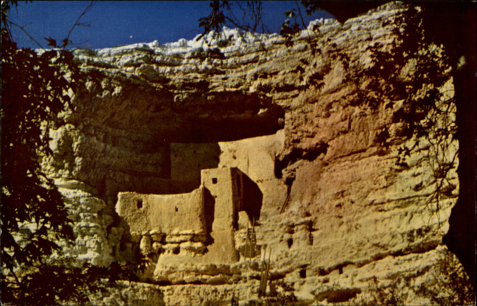 Montezuma Castle Arizona vintage postcard b315 Montezuma Castle Arizona vintage postcard b315