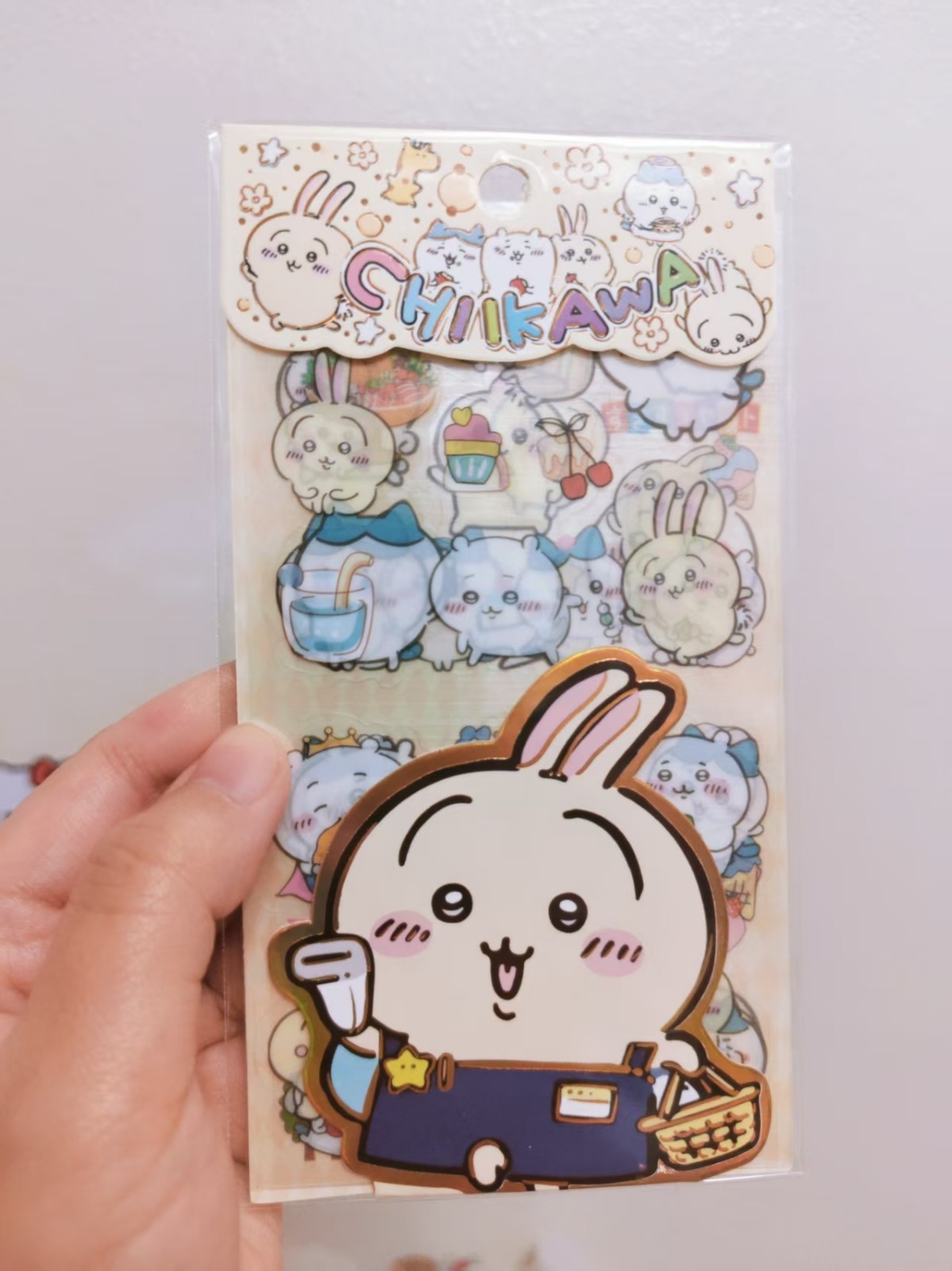 Chiikawa Die-Cut Sticker Set – Usagi Big Gold-Foil Main Sticker, 4 Sheets Chiikawa Die-Cut Sticker Set – Usagi Big Gold-Foil Main Sticker, 4 Sheets