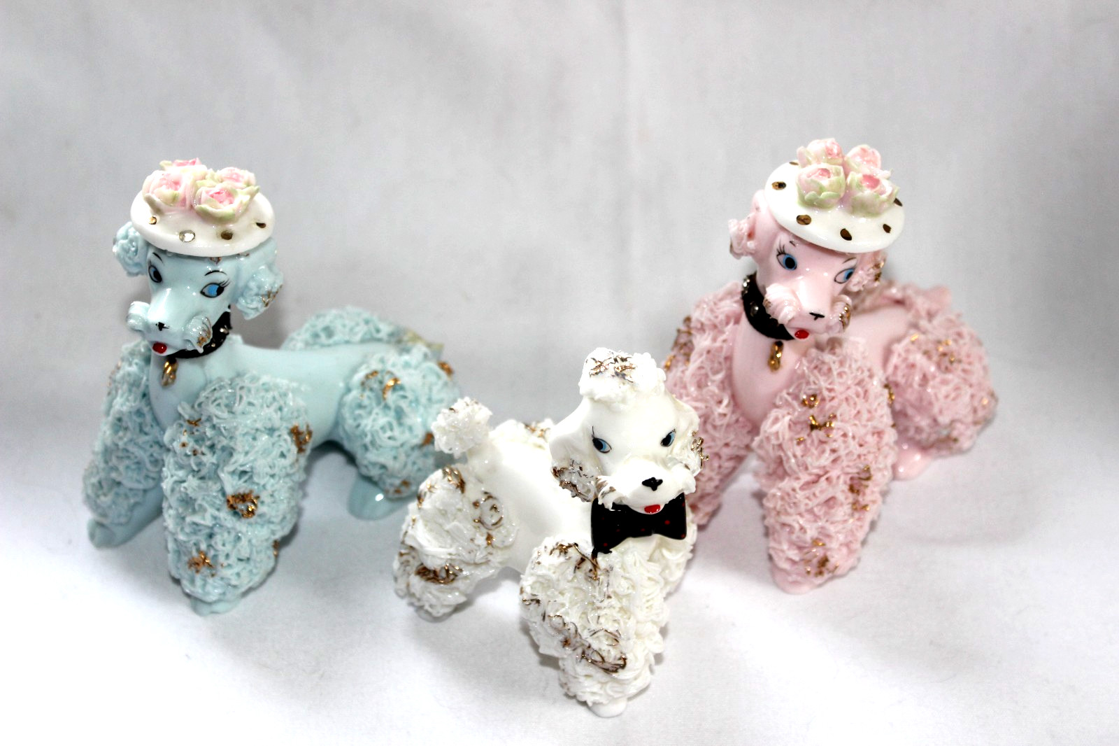 3 Vintage 1950s Vintage Light Blue Pink White Spaghetti Poodle Figurine set