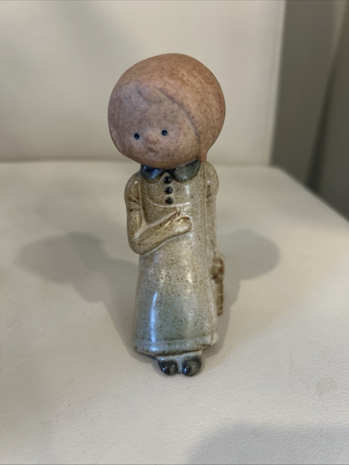 VTG UCTCI Girl In Long Dress Leaning Against Brick Wall Ceramic Figurine 4’ VTG UCTCI Girl In Long Dress Leaning Against Brick Wall Ceramic Figurine 4’