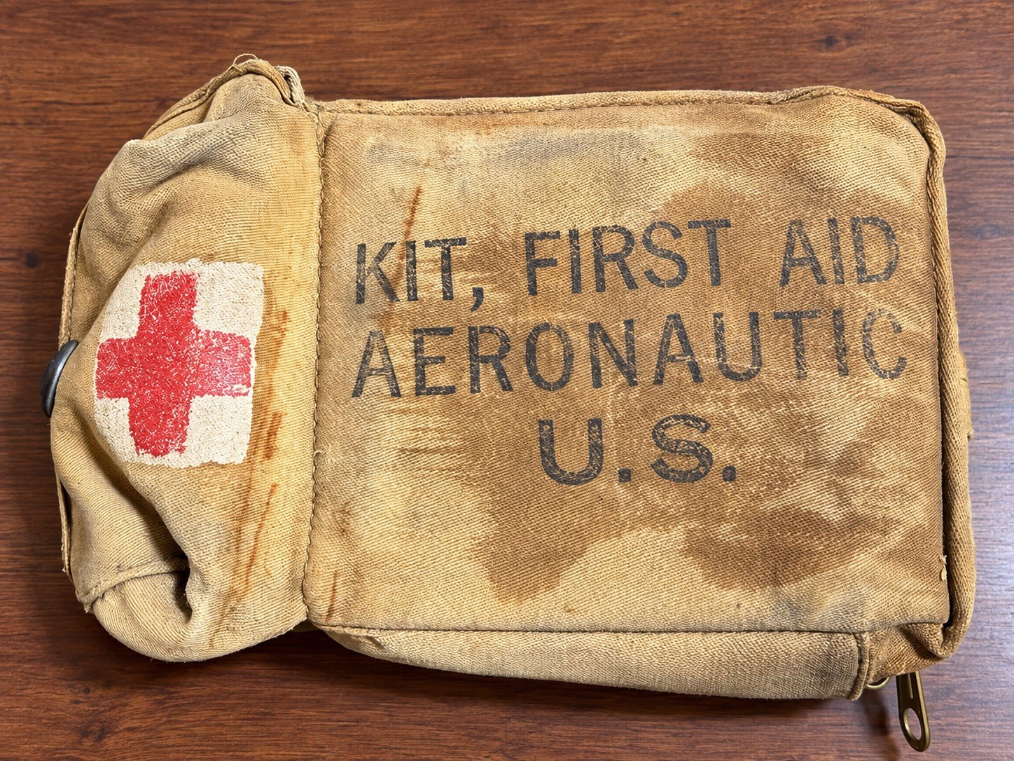WWII USAAF Aeronautical First Aid Kit 9776500 w/ Vintage Military Contents WWII USAAF Aeronautical First Aid Kit 9776500 w/ Vintage Military Contents
