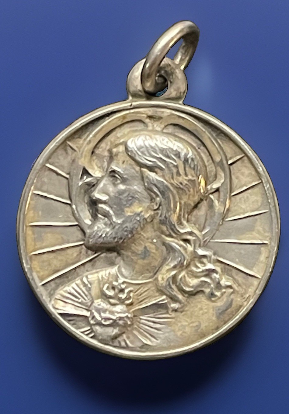 Vintage Catholic Sterling Silver Sacred Heart Jesus Medal, 2.7 Grams Silver Vintage Catholic Sterling Silver Sacred Heart Jesus Medal, 2.7 Grams Silver