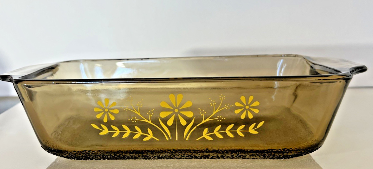 Vintage Glasbake Smoked Amber Glass Yellow Daisy Flower Loaf Pan Casserole Dish Vintage Glasbake Smoked Amber Glass Yellow Daisy Flower Loaf Pan Casserole Dish