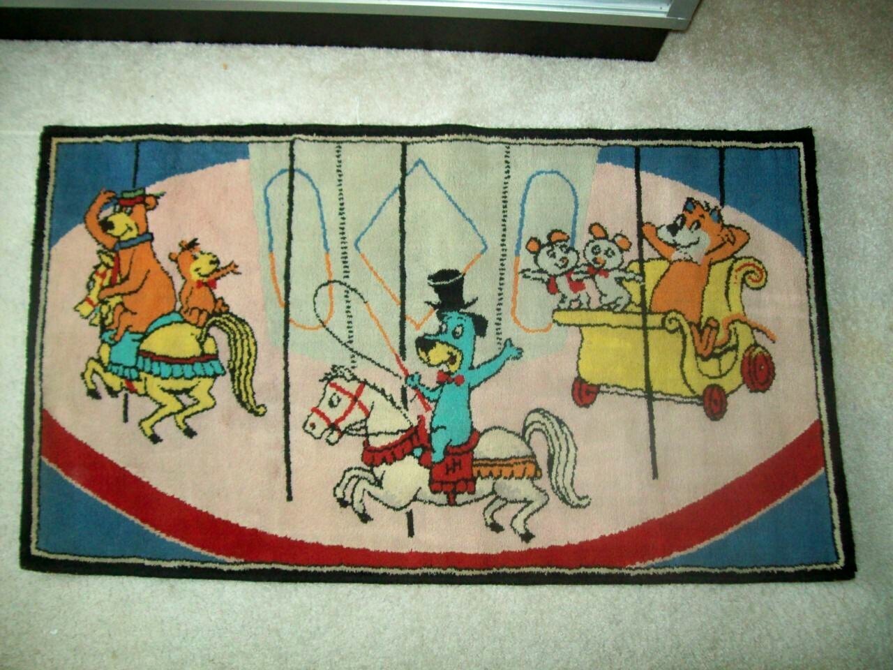 Rare 1959 Rug - Huckleberry Hound, Yogi Bear, Mr. Jinks, Pixie & Dixie - EX Cond Rare 1959 Rug - Huckleberry Hound, Yogi Bear, Mr. Jinks, Pixie & Dixie - EX Cond