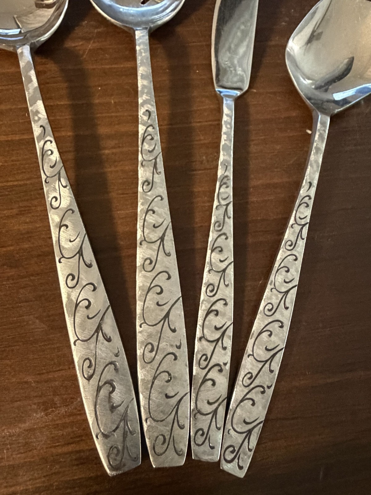 Vintage EPIC Stainless Flatware Set Urban Pattern 4-Piece serving set