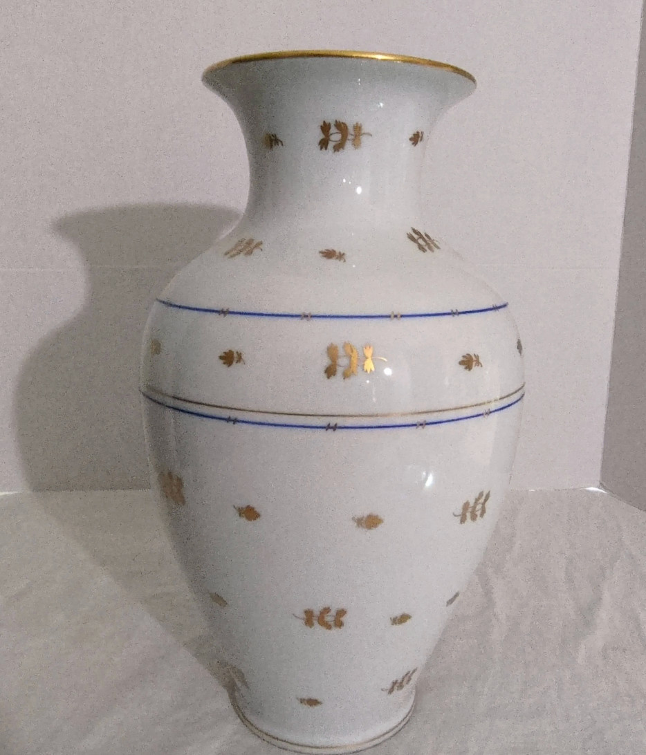 VTG Herend Hungary 7001 BAT Batthyany Blue Gold Fine Porcelain Vase 12.5\ VTG Herend Hungary 7001 BAT Batthyany Blue Gold Fine Porcelain Vase 12.5\