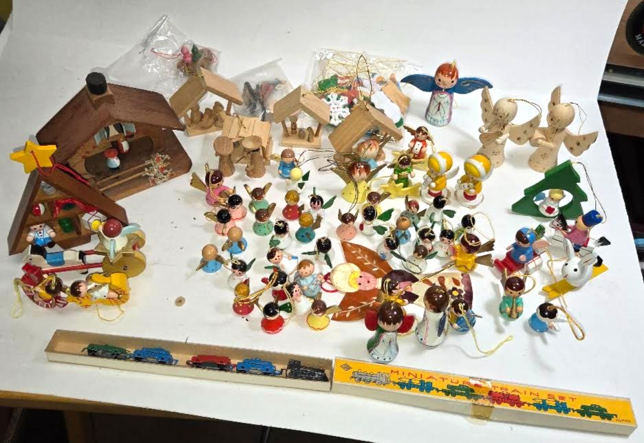 Vtg Wood Christmas Ornament Lot Box Japan Train Germany Erzgebirge India Taiwan Vtg Wood Christmas Ornament Lot Box Japan Train Germany Erzgebirge India Taiwan
