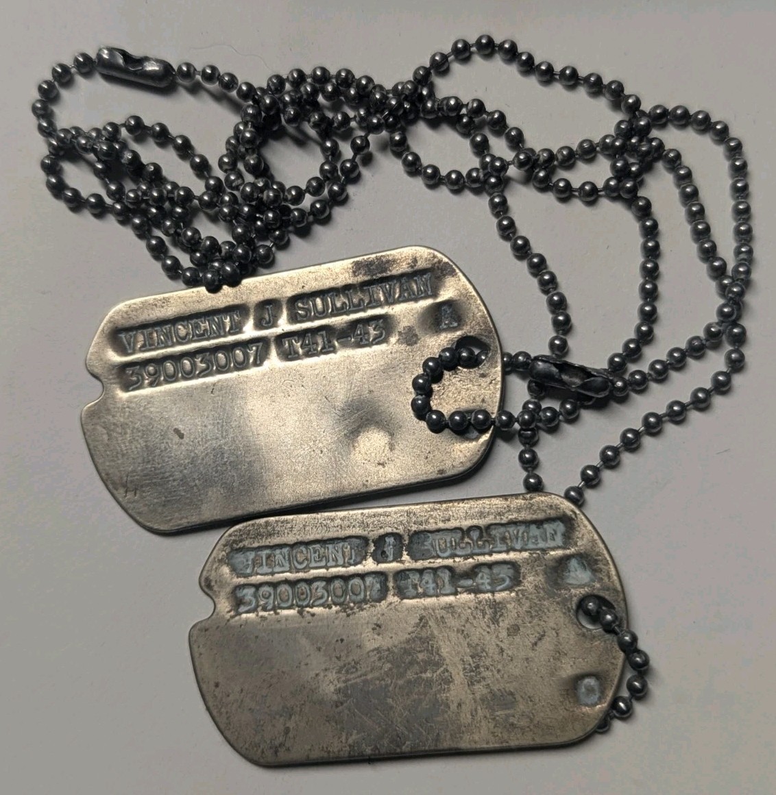 WW2 US Army Dog Tag Pr - On Beaded Chain - Vincent J Sullivan 39003007 T41-43 XB