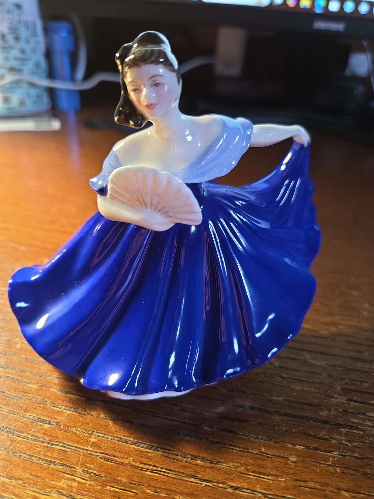 Vintage 1978 Royal Daulton Figurine Elain by Peggy Davies Vintage 1978 Royal Daulton Figurine Elain by Peggy Davies