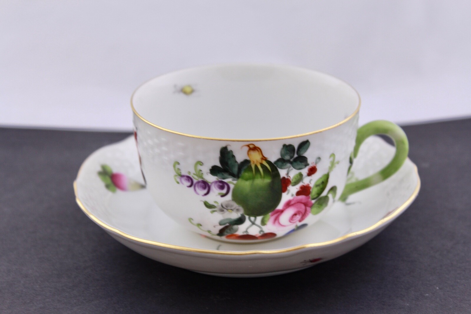 VTG HEREND HUNGARY FRUITS AND FLOWERS FLAT CUP AND SAUCER HAND PAINTED – MINT #6