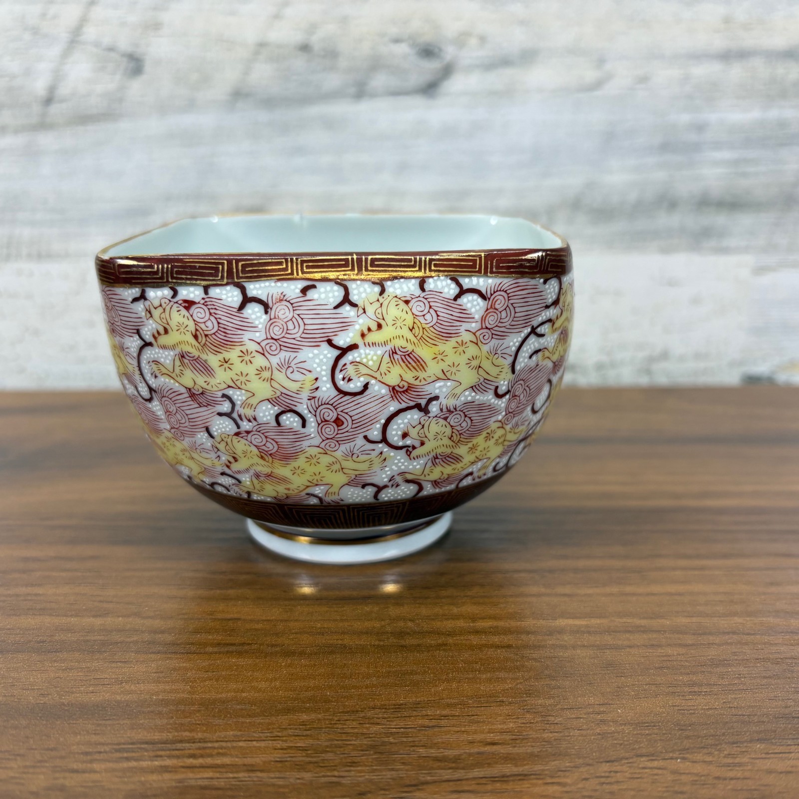 Vintage  Japanese Kutani Ware Imari Tea Bowl  Handmade Painted Lions Signed