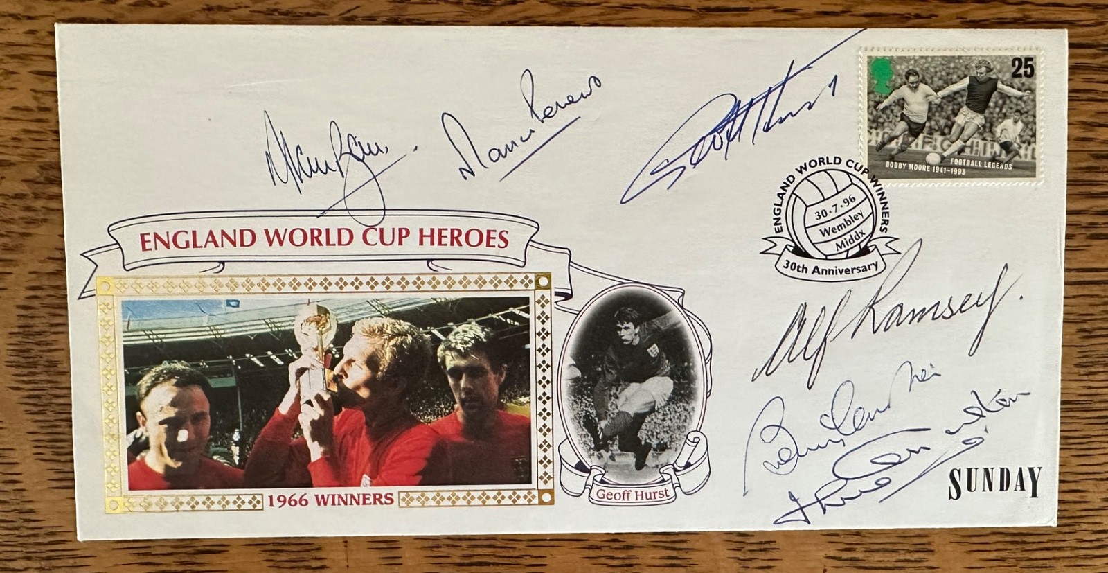 England 66 World Cup 30th Anniv Signed FDC Postal Cover 6 Autographs Alf Ramsey+ England 66 World Cup 30th Anniv Signed FDC Postal Cover 6 Autographs Alf Ramsey+