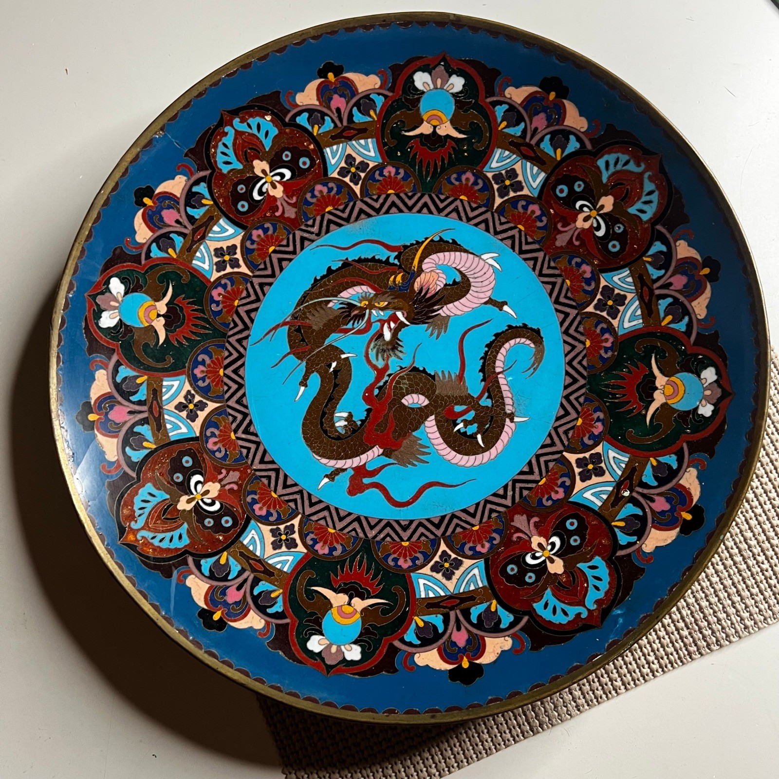 Vintage Chinese Cloisonne Enamel Dragon Charger Plate 12 Inch Brass Decorative Vintage Chinese Cloisonne Enamel Dragon Charger Plate 12 Inch Brass Decorative