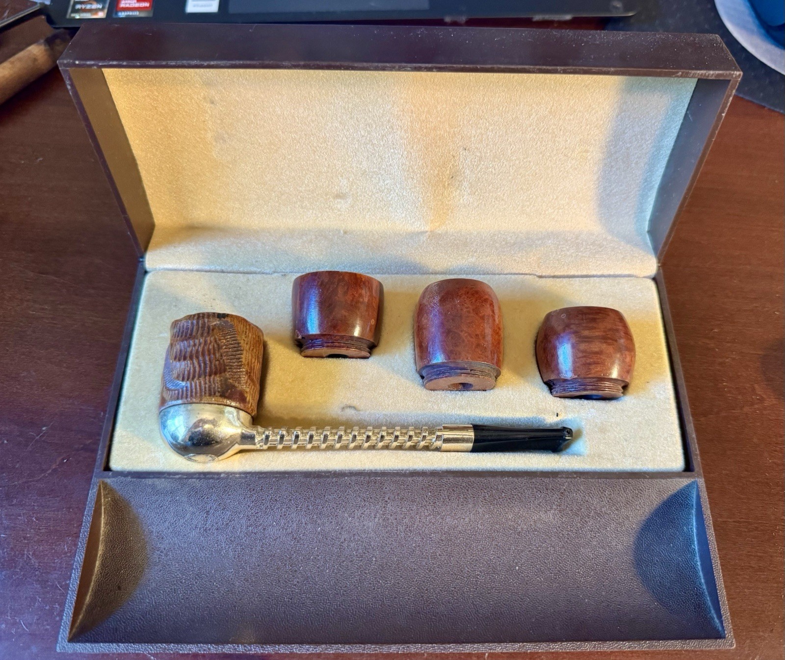 Vtg Twin-Flow Aluminum Radiator Pipe With 4 Briar Bowls - Kentucky Club Product Vtg Twin-Flow Aluminum Radiator Pipe With 4 Briar Bowls - Kentucky Club Product