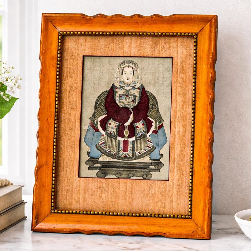 Wonderful Antique Chinese Ancestral Portrait Miniature Painted Asian Wood Frame Wonderful Antique Chinese Ancestral Portrait Miniature Painted Asian Wood Frame