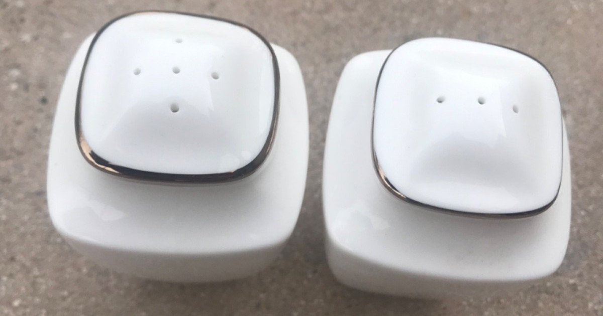 LENOX Solitaire Salt and Pepper Shakers White Porcelain Platinum Trim Made USA LENOX Solitaire Salt and Pepper Shakers White Porcelain Platinum Trim Made USA