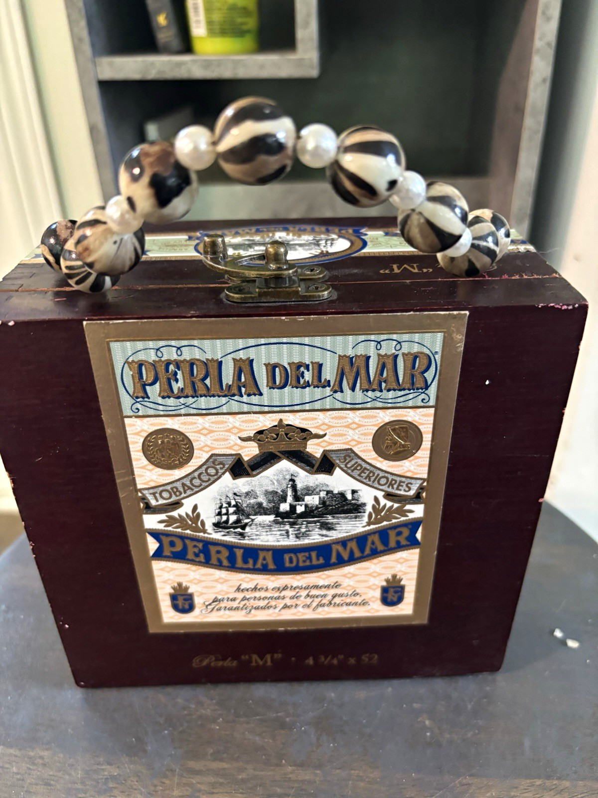 Perla Del Mar Perla M Cigar Box Purse Wooden Keepsake Box Beaded Handle Mirror