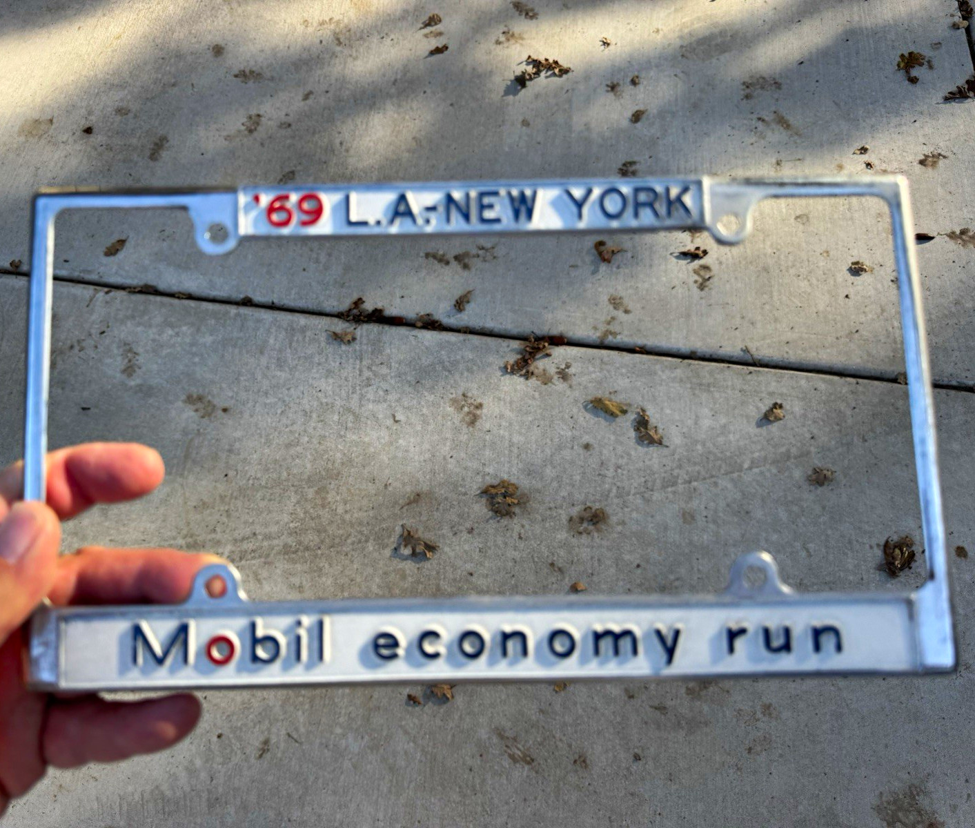 Vintage 1969 Mobil Economy Run License Plate Frame LA New York Gas Petroliana 69