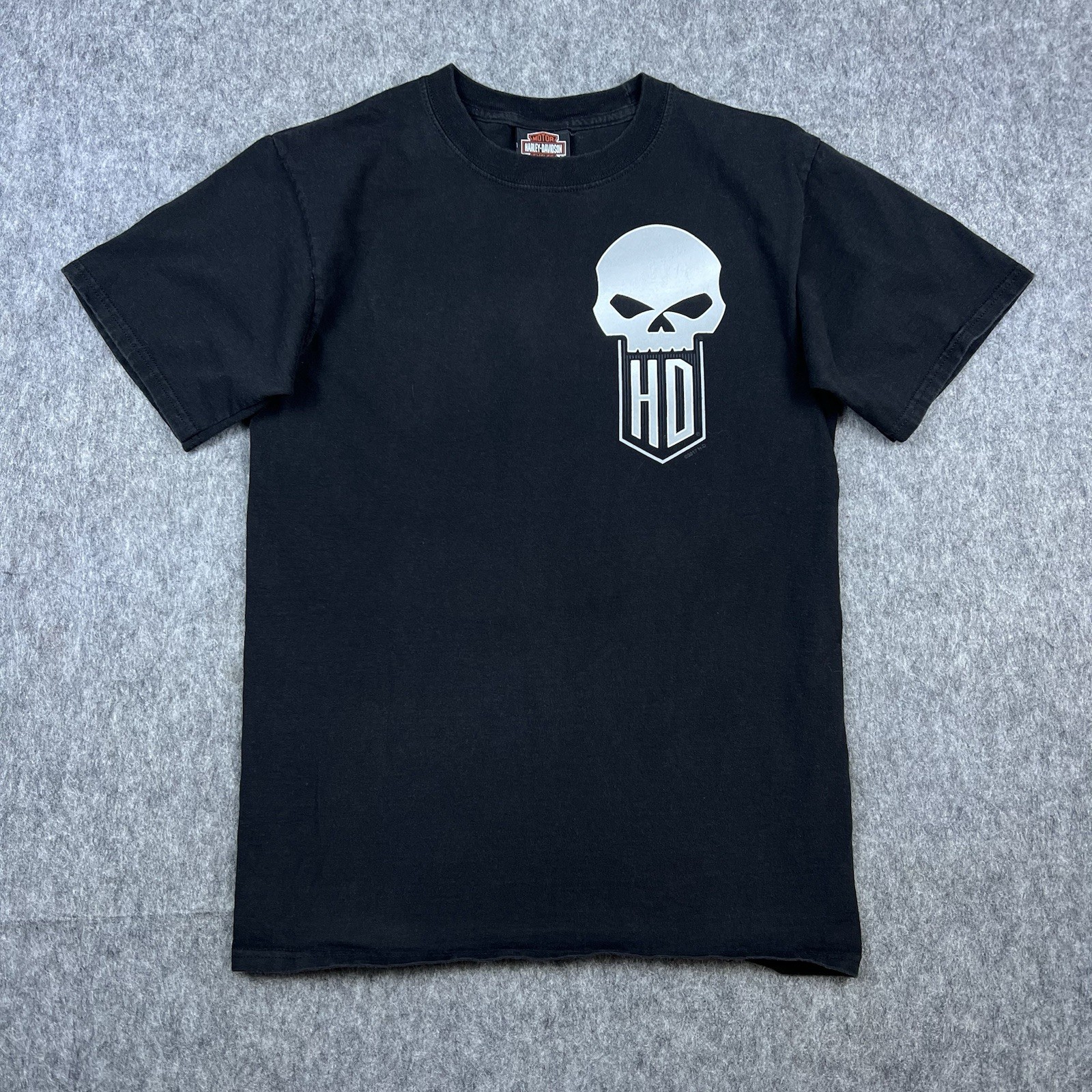 Harley Davidson Men's T-Shirt Black Short Sleeve Chuck's Bloomington, IL Size S Harley Davidson Men's T-Shirt Black Short Sleeve Chuck's Bloomington, IL Size S
