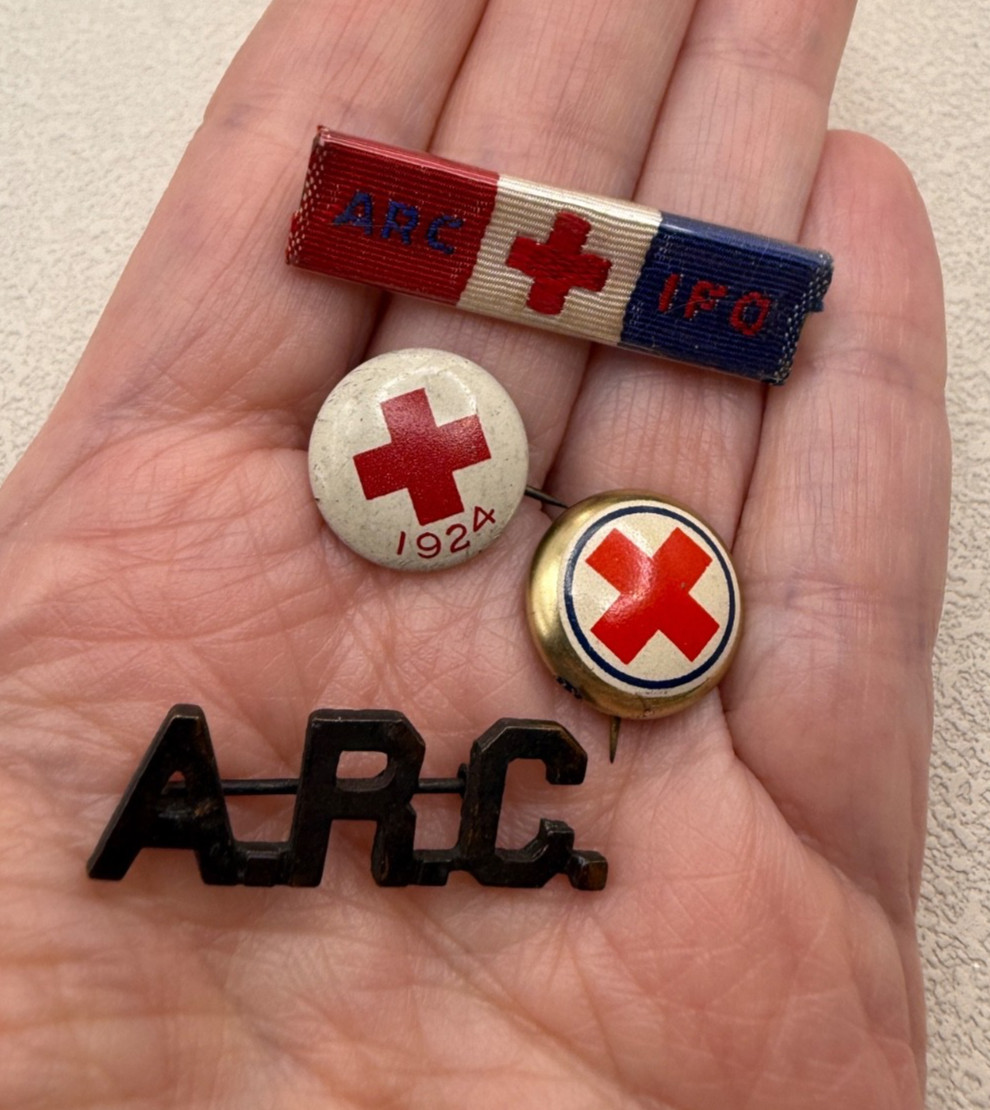 Vintage WW ll American Red Cross Lot ARC IFO Oversees Ribbon Pins 1924 Badges