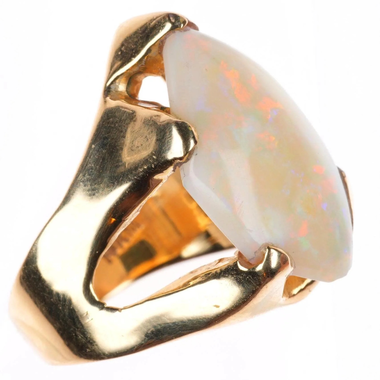 sz8 vintage 14k yellow gold brutalist-modernist southwestern opal ring