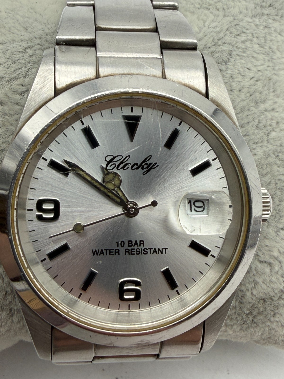 Vintage Men\'s Clocky Silver Tone Quartz Date Watch New Battery Vintage Men\'s Clocky Silver Tone Quartz Date Watch New Battery