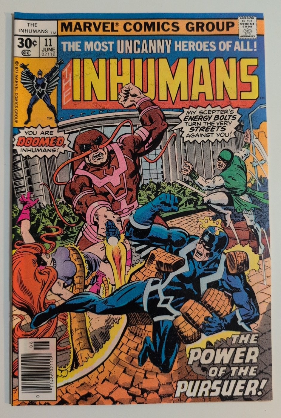 The Inhumans #11 Comic Book Black Bolt Medusa Doug Moench Marvel Comics 1977