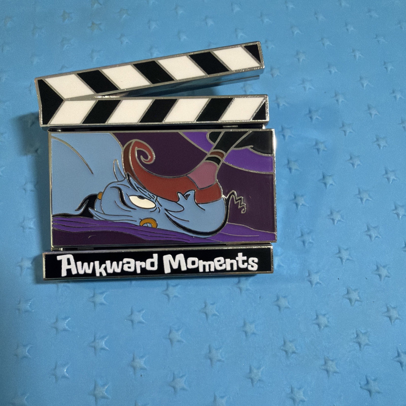 2023 Disney Pin Genie Aladdin Awkward Moments Limited Release 2023 Disney Pin Genie Aladdin Awkward Moments Limited Release