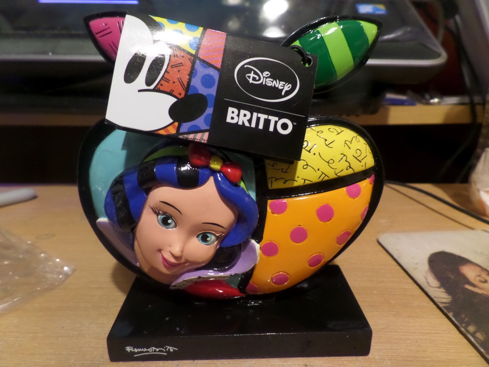 Enesco Disney Romero Britto snow white Figurine 5 in NEW Signed