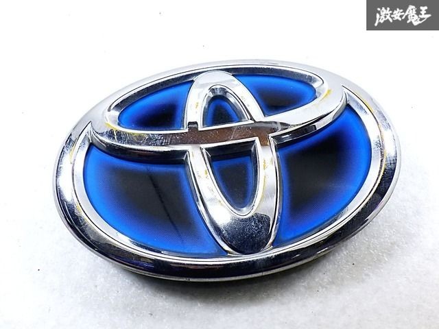 Toyota Genuine ZVW30 Prius Front Emblem 75311-47011 No Cracks OEM Replacement