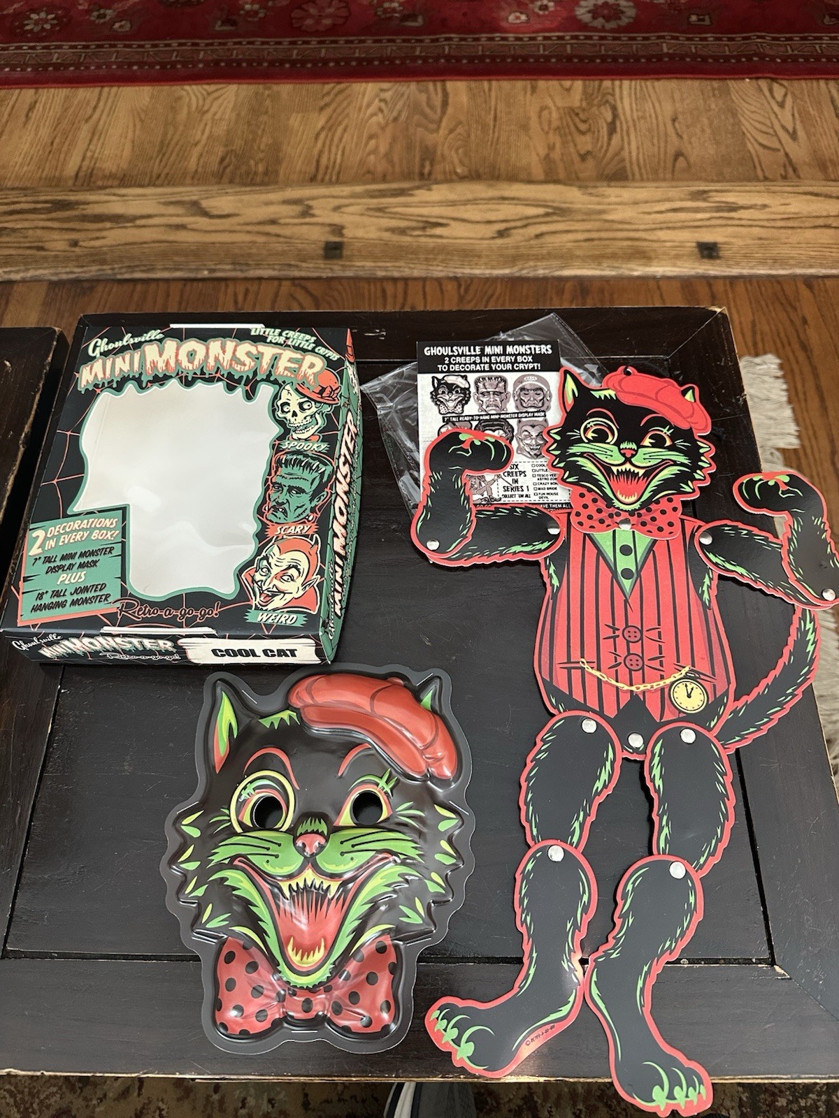 Ghoulsville Mini Monster Retro A Go -Go Cool Cat Mask Cut Out Box 1st Edition