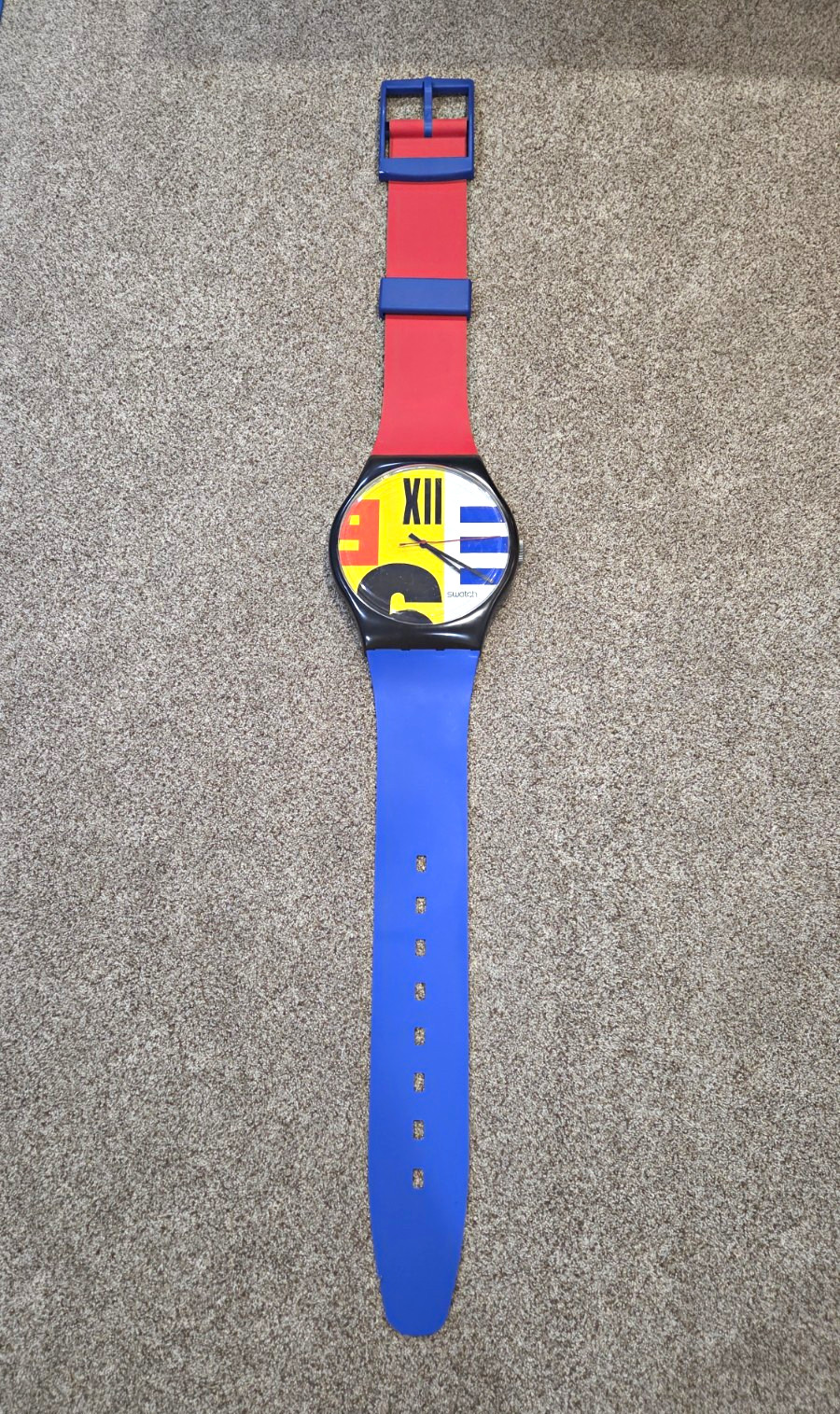 RARE Maxi Swatch Nine to Six\