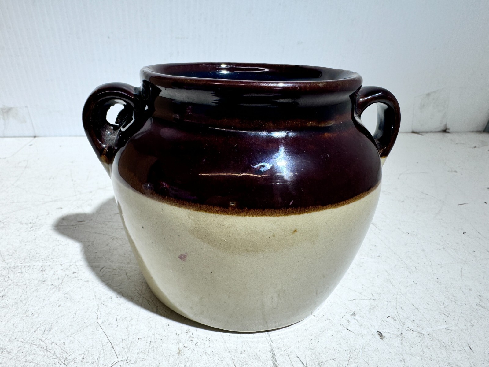 Vintage Two Toned Bean Pot Stoneware Maple Leaf Made in USA