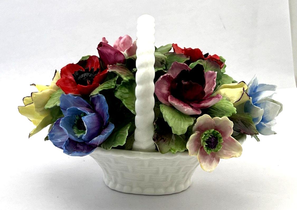 VINTAGE ROYAL ADDERLEY ENGLAND FINE BONE CHINA FLOWER BASKET