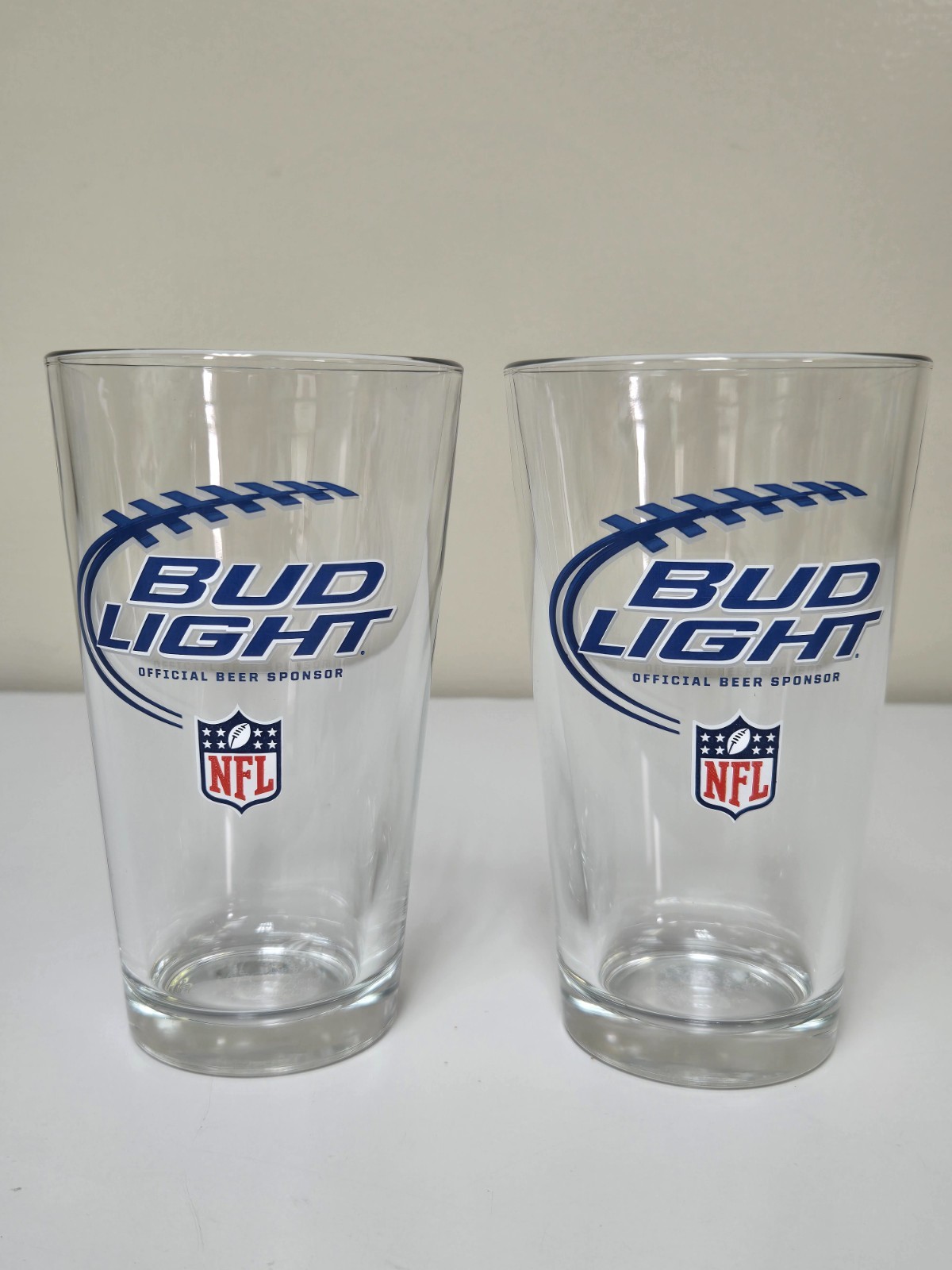 Bud Light Official Beer Sponsor NFL Glasses Set of 2 Pint Football Bar Glassware