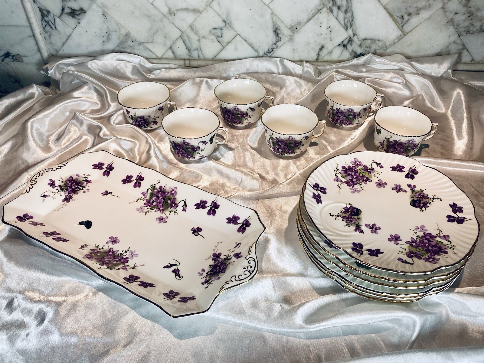 Vintage (1939-1952) 13 Piece Hammersley Victorian Violets Fluted, Gold Trim