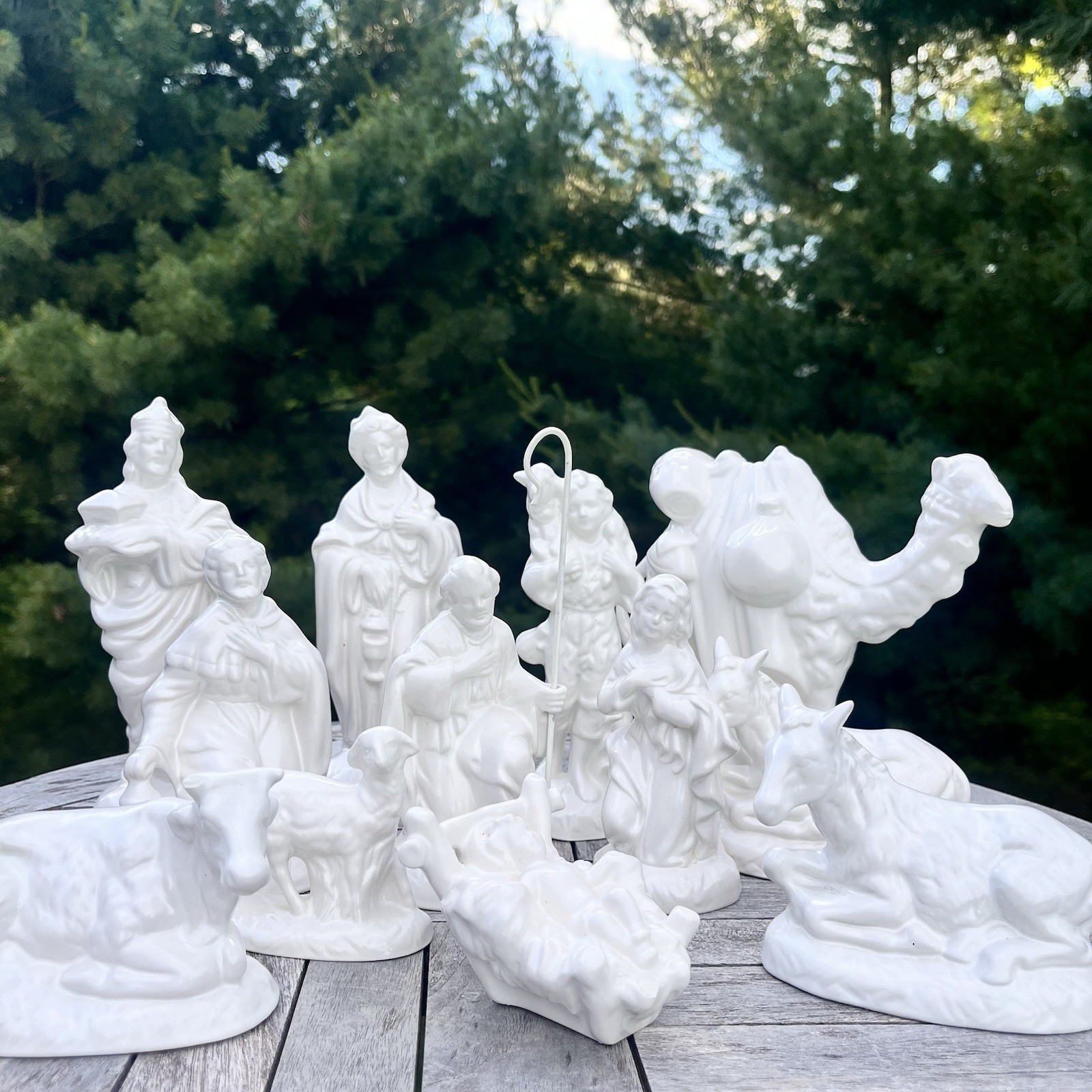 Vintage Atlantic Mold Christmas Nativity Set 12 Piece White Holy Family ‘78 READ Vintage Atlantic Mold Christmas Nativity Set 12 Piece White Holy Family ‘78 READ