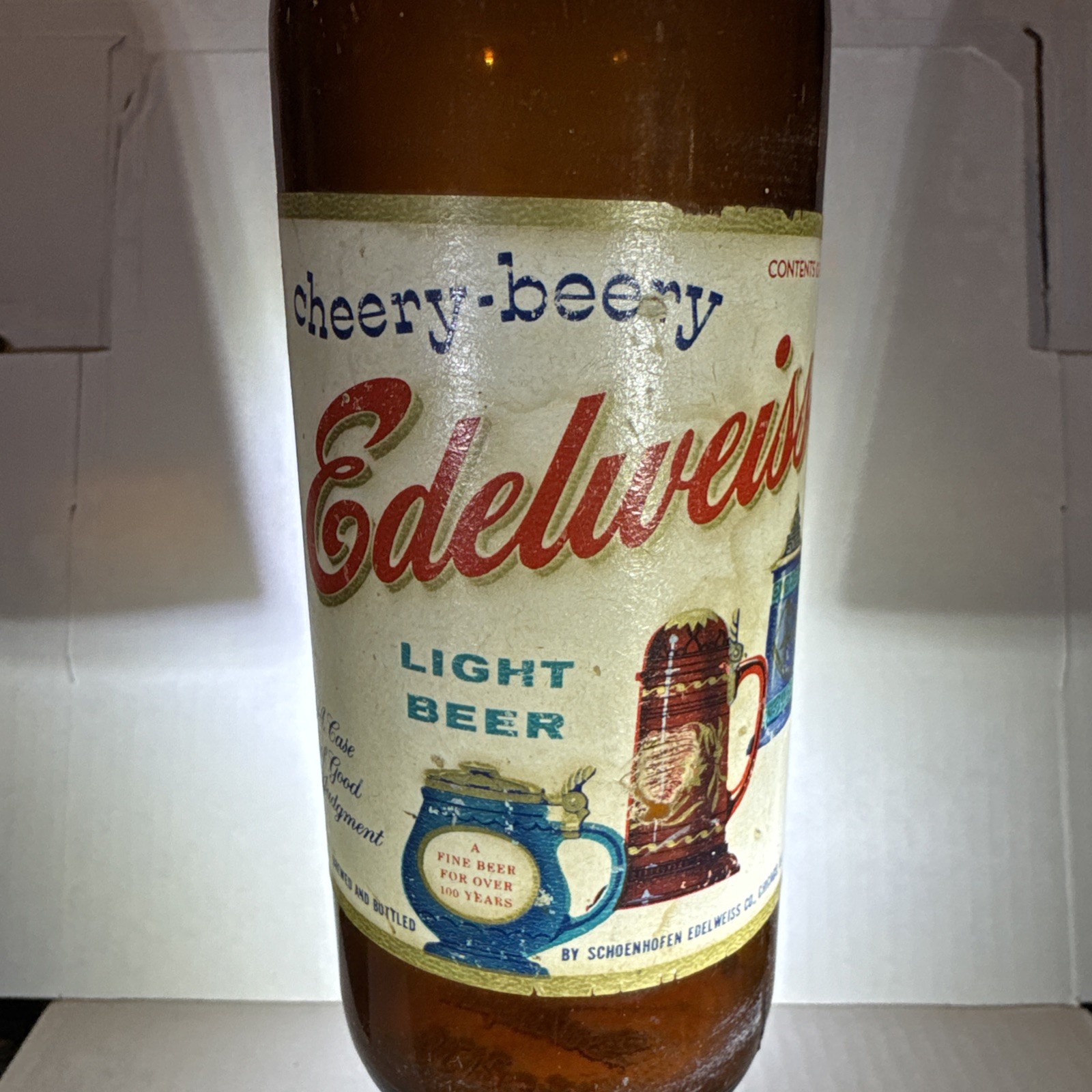 Edelweiss Light Beer 12oz Brewed by Schoenhoffen Edelweiss co. Chicago IL