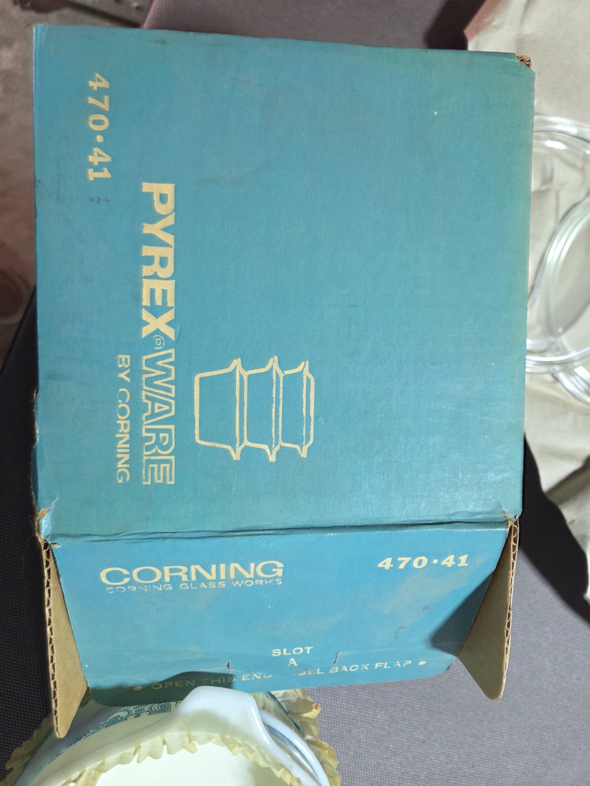 Vintage Pyrex Bake & Serve complete set