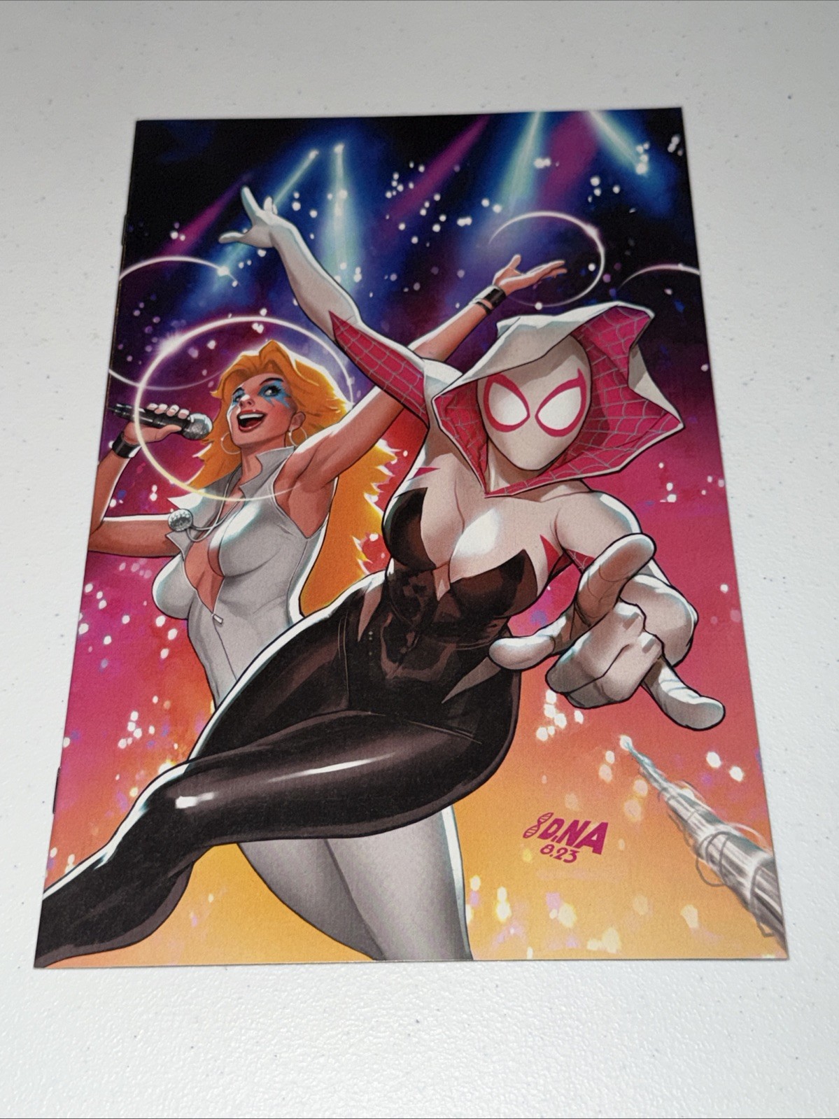 Spider-Gwen Smash #2 Rare 1:100 Nakayama virgin Variant NM- Gem