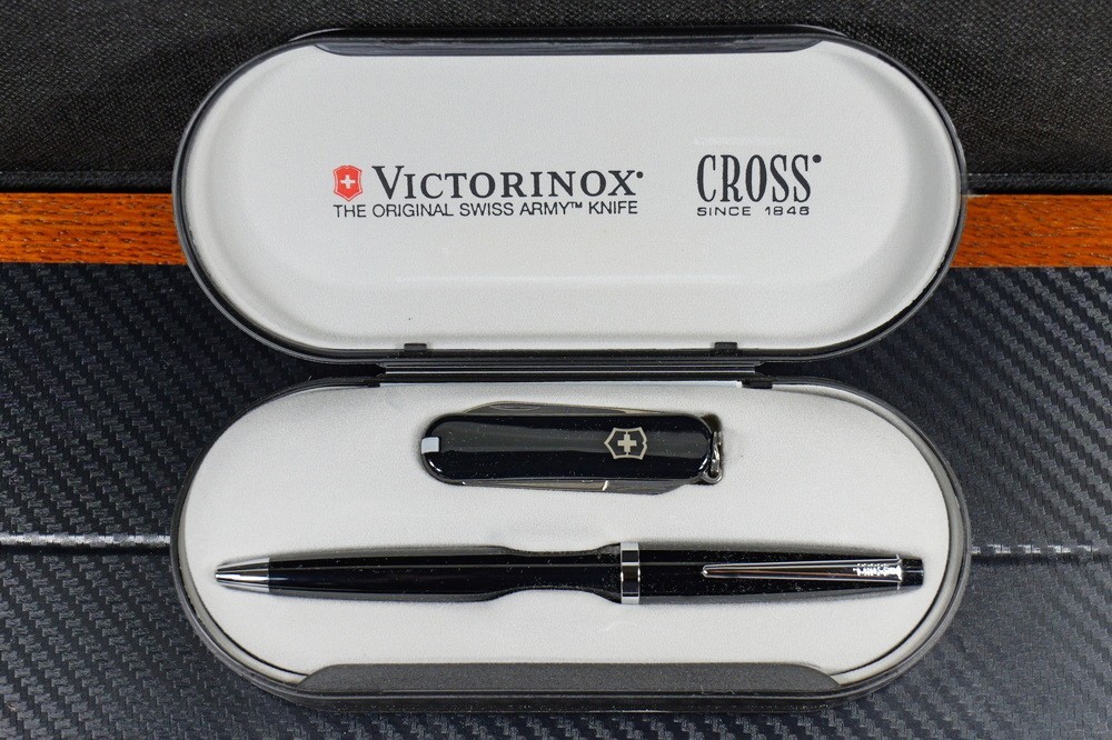 Victorinox Swiss Army Knife & Cross Pen Set  NEW